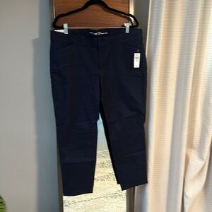 NWT Gap black chinos